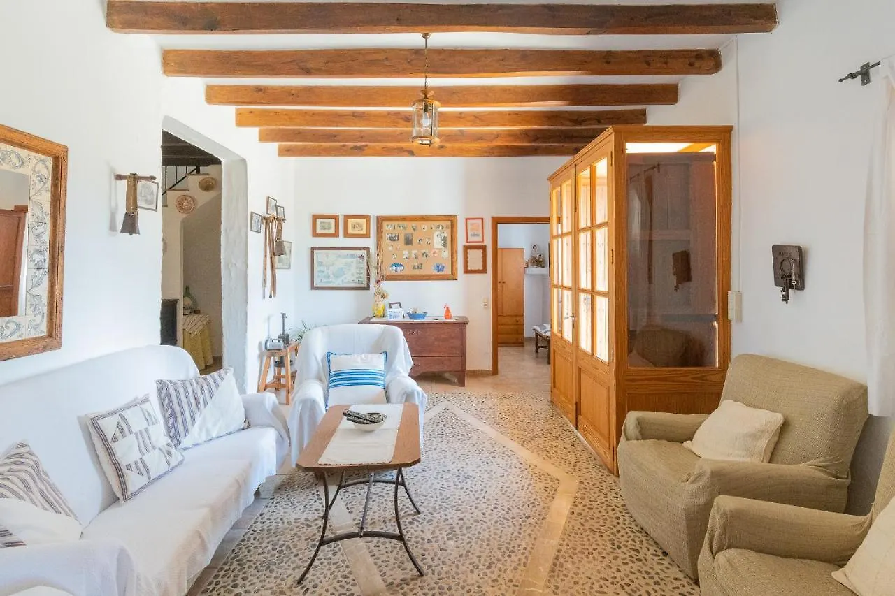 Holiday home Murtera- Traditional Country Manor House For 9 People 5 Bedrooms And 4 Bathrooms Near Sant Llorenc