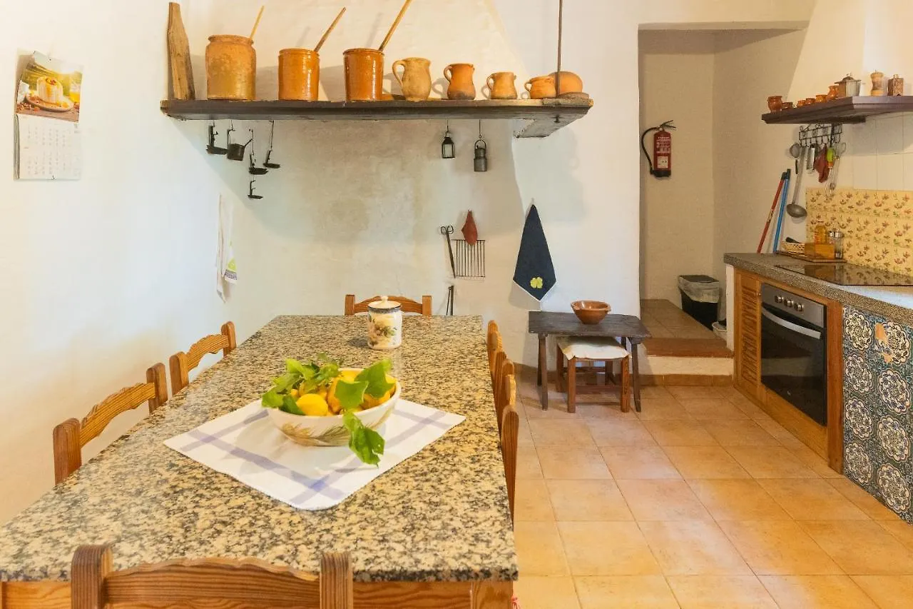 Holiday home Murtera- Traditional Country Manor House For 9 People 5 Bedrooms And 4 Bathrooms Near Sant Llorenc