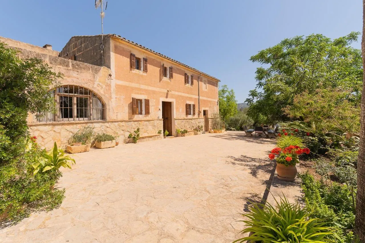 Holiday home Murtera- Traditional Country Manor House For 9 People 5 Bedrooms And 4 Bathrooms Near Sant Llorenc