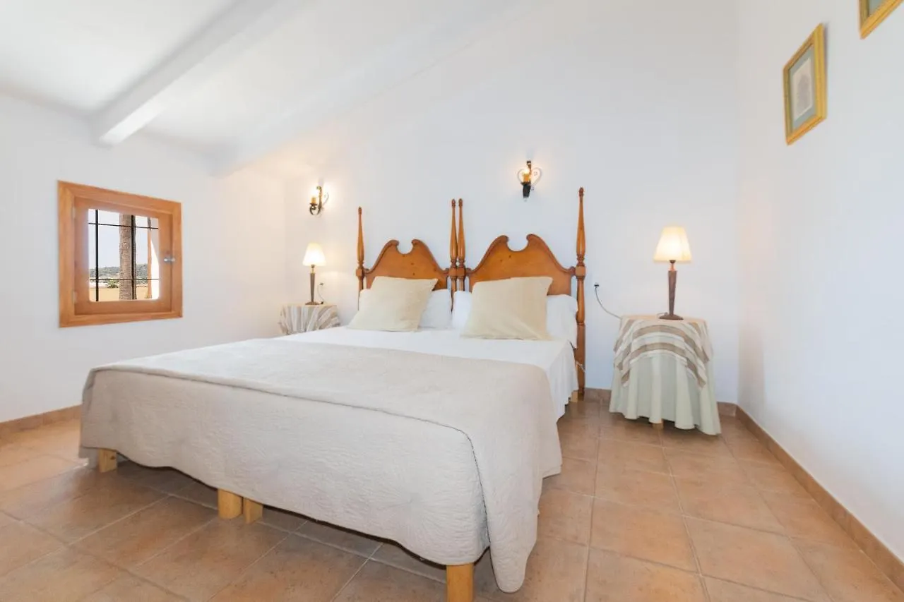 Murtera- Traditional Country Manor House For 9 People 5 Bedrooms And 4 Bathrooms Near Sant Llorenc Manacor (Mallorca)