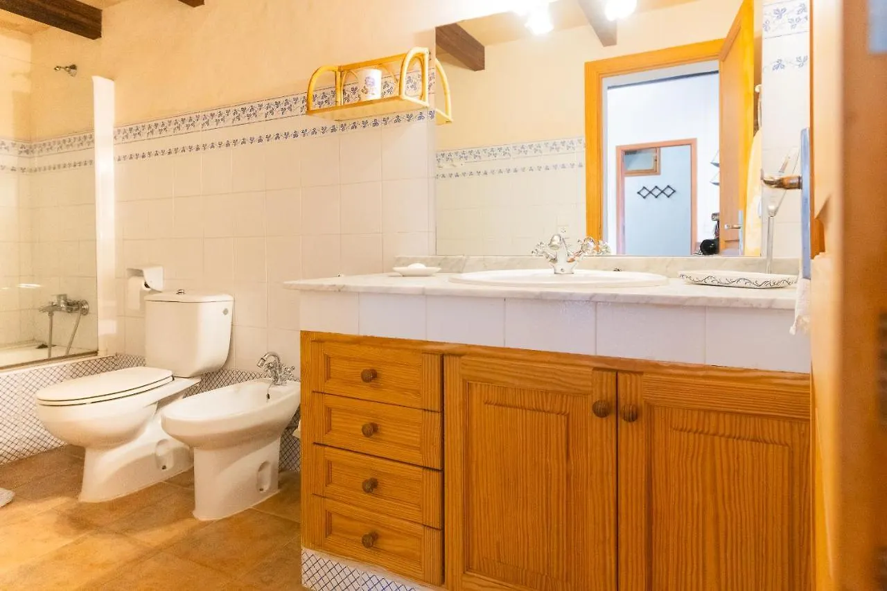 Murtera- Traditional Country Manor House For 9 People 5 Bedrooms And 4 Bathrooms Near Sant Llorenc Holiday home Manacor (Mallorca)