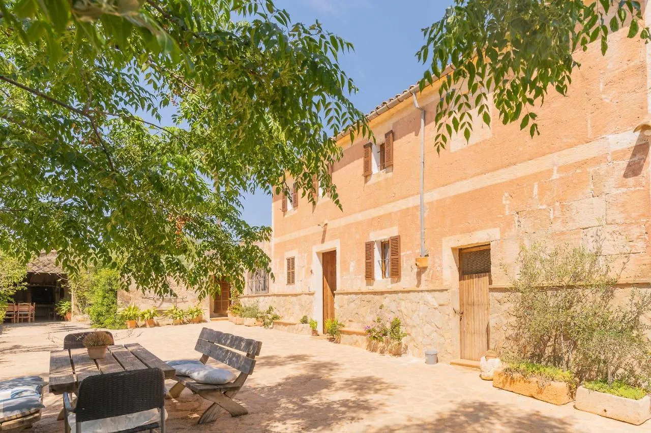 Murtera- Traditional Country Manor House For 9 People 5 Bedrooms And 4 Bathrooms Near Sant Llorenc Holiday home