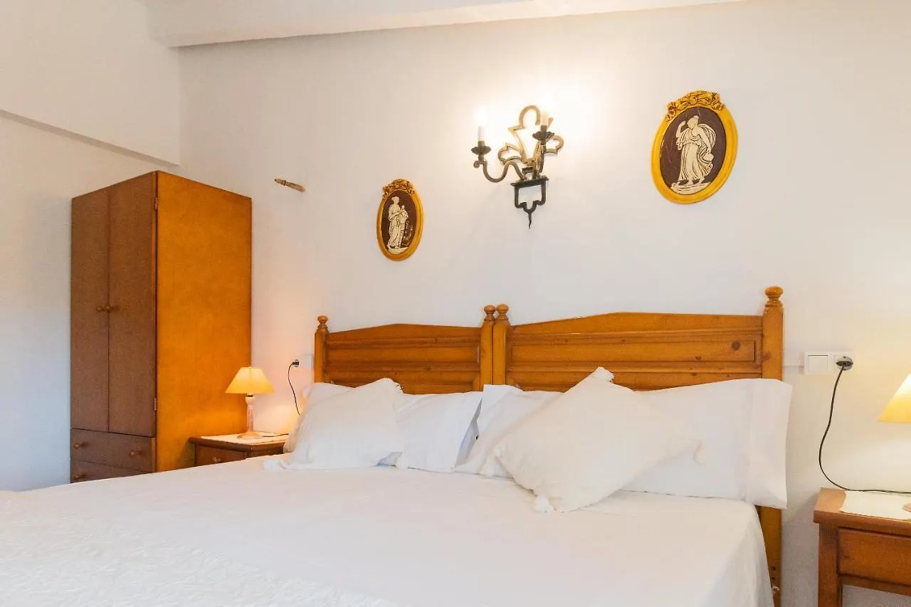 Holiday home Murtera- Traditional Country Manor House For 9 People 5 Bedrooms And 4 Bathrooms Near Sant Llorenc Spain